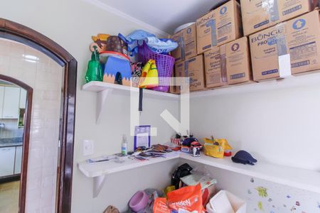 Casa à venda com 480m², 3 quartos e 3 vagasQuarto de Serviço