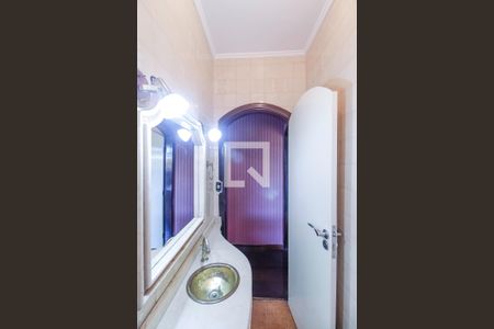 Casa à venda com 480m², 3 quartos e 3 vagasBanheiro 2