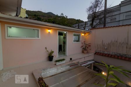 Casa à venda com 124m², 2 quartos e sem vagaÁrea de Serviço