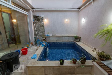 Casa à venda com 124m², 2 quartos e sem vagaPiscina