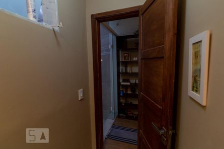 Casa à venda com 124m², 2 quartos e sem vagaLavabo