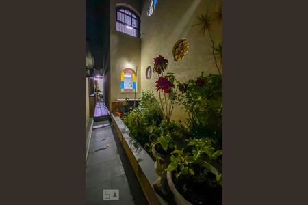 Casa à venda com 205m², 3 quartos e 2 vagasJardim e Corredor