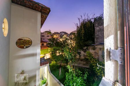 Casa à venda com 205m², 3 quartos e 2 vagasVista do Quarto 1