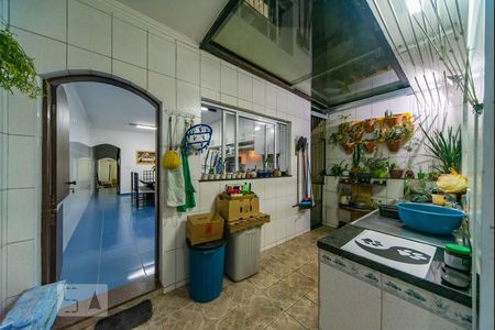 Casa à venda com 205m², 3 quartos e 2 vagasQuintal Fundos