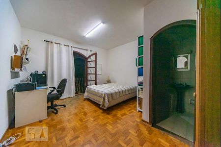 Casa à venda com 205m², 3 quartos e 2 vagasQuarto 3