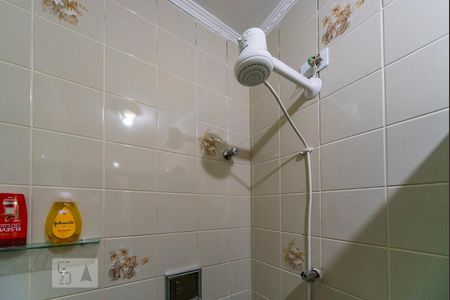 Casa à venda com 205m², 3 quartos e 2 vagasChuveiro