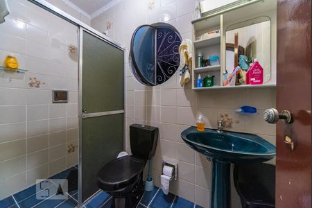 Casa à venda com 205m², 3 quartos e 2 vagasBanheiro
