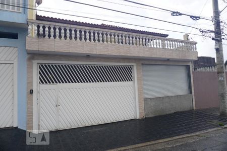 Casa à venda com 200m², 3 quartos e 2 vagasFachada