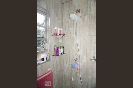 Casa à venda com 200m², 3 quartos e 2 vagasBanheiro Social