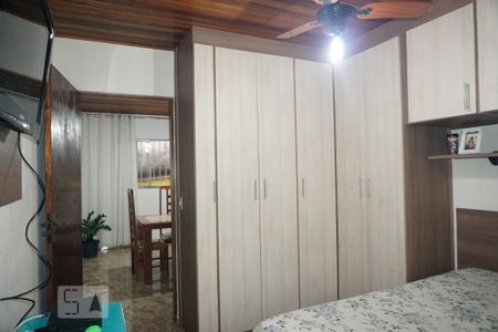 Casa à venda com 200m², 3 quartos e 2 vagasQuarto 3