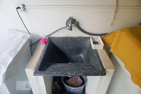 Casa à venda com 200m², 3 quartos e 2 vagasLavanderia