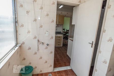 Apartamento à venda com 83m², 3 quartos e 1 vaga Apartamento à venda com 83m², 3 quartos e 1 vagaCozinha e Área de Serviço