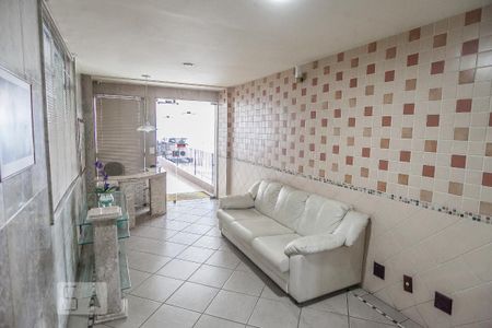 Apartamento à venda com 83m², 3 quartos e 1 vaga Apartamento à venda com 83m², 3 quartos e 1 vagaHall de Entrada
