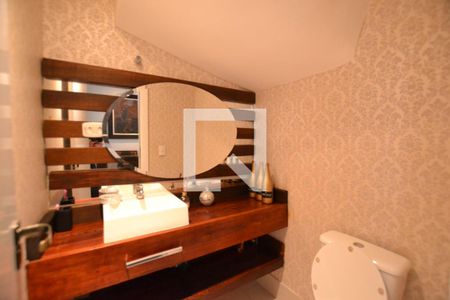 Casa à venda com 120m², 3 quartos e 1 vagaLavabo