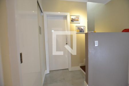 Casa à venda com 120m², 3 quartos e 1 vagaHall