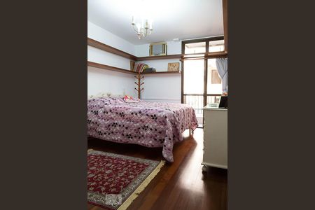 Apartamento à venda com 249m², 4 quartos e 4 vagasQuarto 2