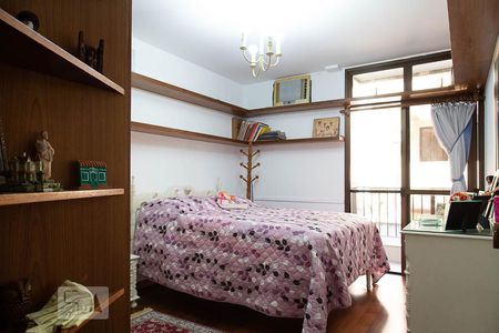 Apartamento à venda com 249m², 4 quartos e 4 vagasQuarto 2