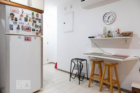 Apartamento à venda com 249m², 4 quartos e 4 vagasCozinha 