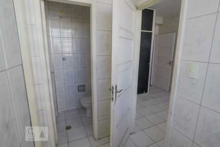 Banheiro de Serviço de apartamento à venda com 2 quartos, 83m² em Vila Mariana, São Paulo