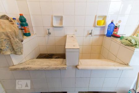Casa à venda com 300m², 4 quartos e 3 vagas Casa à venda com 300m², 4 quartos e 3 vagasÁrea de Serviço