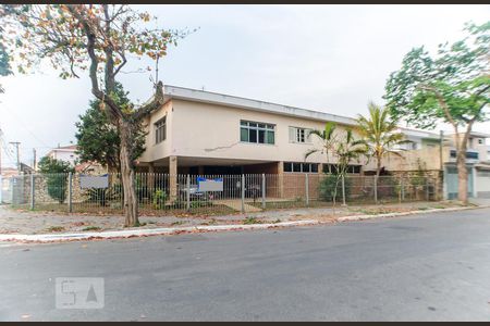 Casa à venda com 300m², 3 quartos e 5 vagasFachada