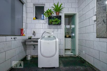 Apartamento à venda com 120m², 3 quartos e sem vaga Apartamento à venda com 120m², 3 quartos e sem vagaÁrea de Serviço