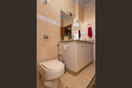 Apartamento à venda com 120m², 3 quartos e sem vaga Apartamento à venda com 120m², 3 quartos e sem vagaBanheiro Social