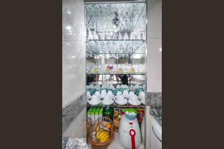 Apartamento à venda com 120m², 3 quartos e sem vaga Apartamento à venda com 120m², 3 quartos e sem vagaCristaleira