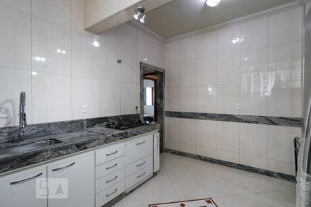 Apartamento à venda com 120m², 3 quartos e sem vaga Apartamento à venda com 120m², 3 quartos e sem vagaCozinha