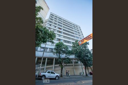 Apartamento à venda com 120m², 3 quartos e sem vaga Apartamento à venda com 120m², 3 quartos e sem vagaFachada
