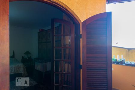 Casa à venda com 312m², 3 quartos e 5 vagasSacada Suíte 3