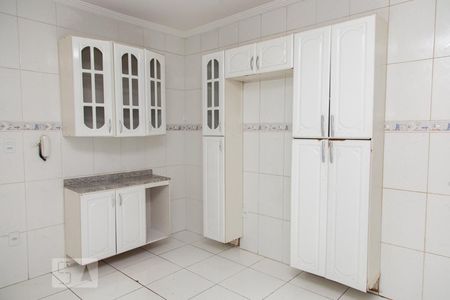 Casa à venda com 130m², 3 quartos e 4 vagas Casa à venda com 130m², 3 quartos e 4 vagasCozinha