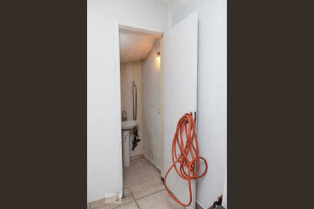 Casa à venda com 130m², 3 quartos e 4 vagas Casa à venda com 130m², 3 quartos e 4 vagasBanheiro Banheiro 3 de serviço