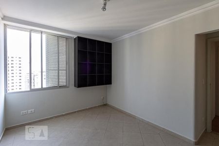 Apartamento para alugar com 132m², 3 quartos e 1 vaga Apartamento para alugar com 132m², 3 quartos e 1 vagaQuarto 2