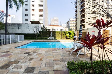 Apartamento para alugar com 132m², 3 quartos e 1 vaga Apartamento para alugar com 132m², 3 quartos e 1 vagaPiscina