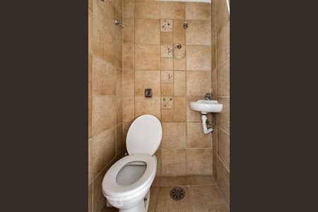 Apartamento para alugar com 132m², 3 quartos e 1 vaga Apartamento para alugar com 132m², 3 quartos e 1 vagaBanheiro de serviço