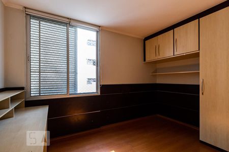 Quarto 1 de apartamento para alugar com 3 quartos, 132m² em Jardim Paulista, São Paulo