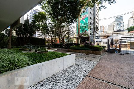 Apartamento para alugar com 132m², 3 quartos e 1 vaga Apartamento para alugar com 132m², 3 quartos e 1 vagaEntrada