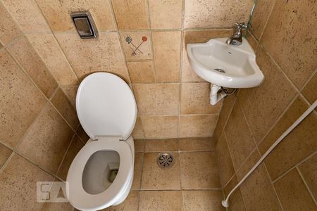 Apartamento para alugar com 132m², 3 quartos e 1 vaga Apartamento para alugar com 132m², 3 quartos e 1 vagaBanheiro de serviço