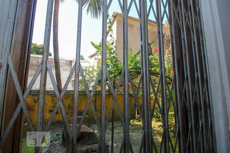 Casa à venda com 340m², 5 quartos e 4 vagas Casa à venda com 340m², 5 quartos e 4 vagasVista da Sala de Estar