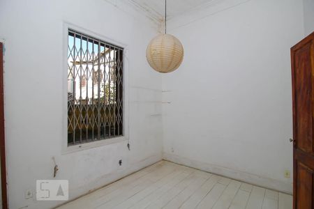 Casa à venda com 340m², 5 quartos e 4 vagas Casa à venda com 340m², 5 quartos e 4 vagas Quarto 1