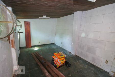 Casa à venda com 340m², 5 quartos e 4 vagas Casa à venda com 340m², 5 quartos e 4 vagasEdícula 1