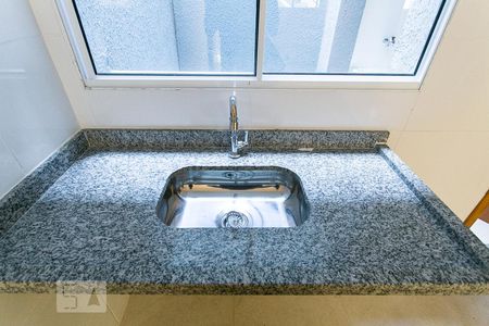 Sala/Cozinha de apartamento à venda com 2 quartos, 34m² em Vila Regente Feijó, São Paulo