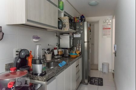 Apartamento à venda com 157m², 3 quartos e 2 vagas Apartamento à venda com 157m², 3 quartos e 2 vagasCozinha