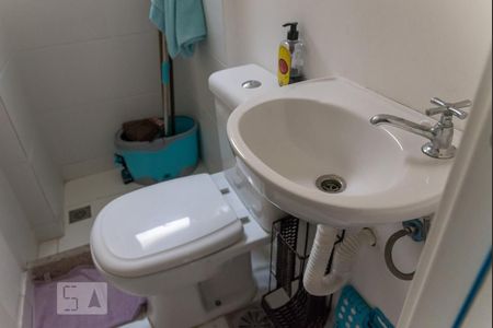 Apartamento à venda com 157m², 3 quartos e 2 vagas Apartamento à venda com 157m², 3 quartos e 2 vagasBanheiro de Serviço