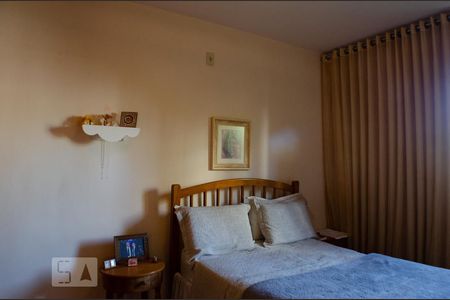 Casa à venda com 290m², 4 quartos e 1 vagaSuíte