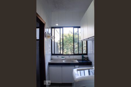 Casa à venda com 290m², 4 quartos e 1 vagaÁrea de Serviço