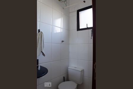 Casa à venda com 290m², 4 quartos e 1 vagaBanheiro de Serviço