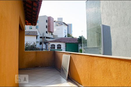 Casa à venda com 290m², 4 quartos e 1 vagaVaranda da Sala 2