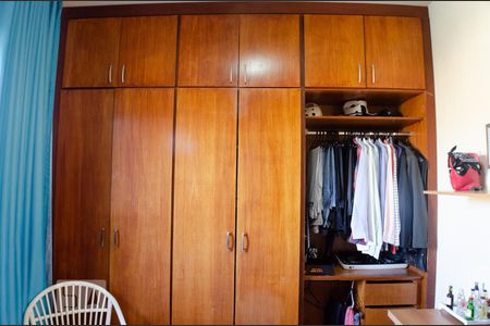 Casa à venda com 290m², 4 quartos e 1 vagaQuarto 2